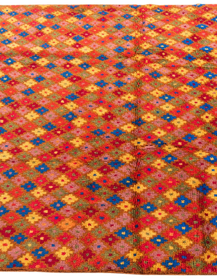 Detail image of 4' 1 x 5' 8  Hand Knotted Balouch Wool Rug