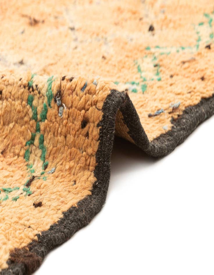 Detail image of 5' 3 x 9' 4 Berber Rug