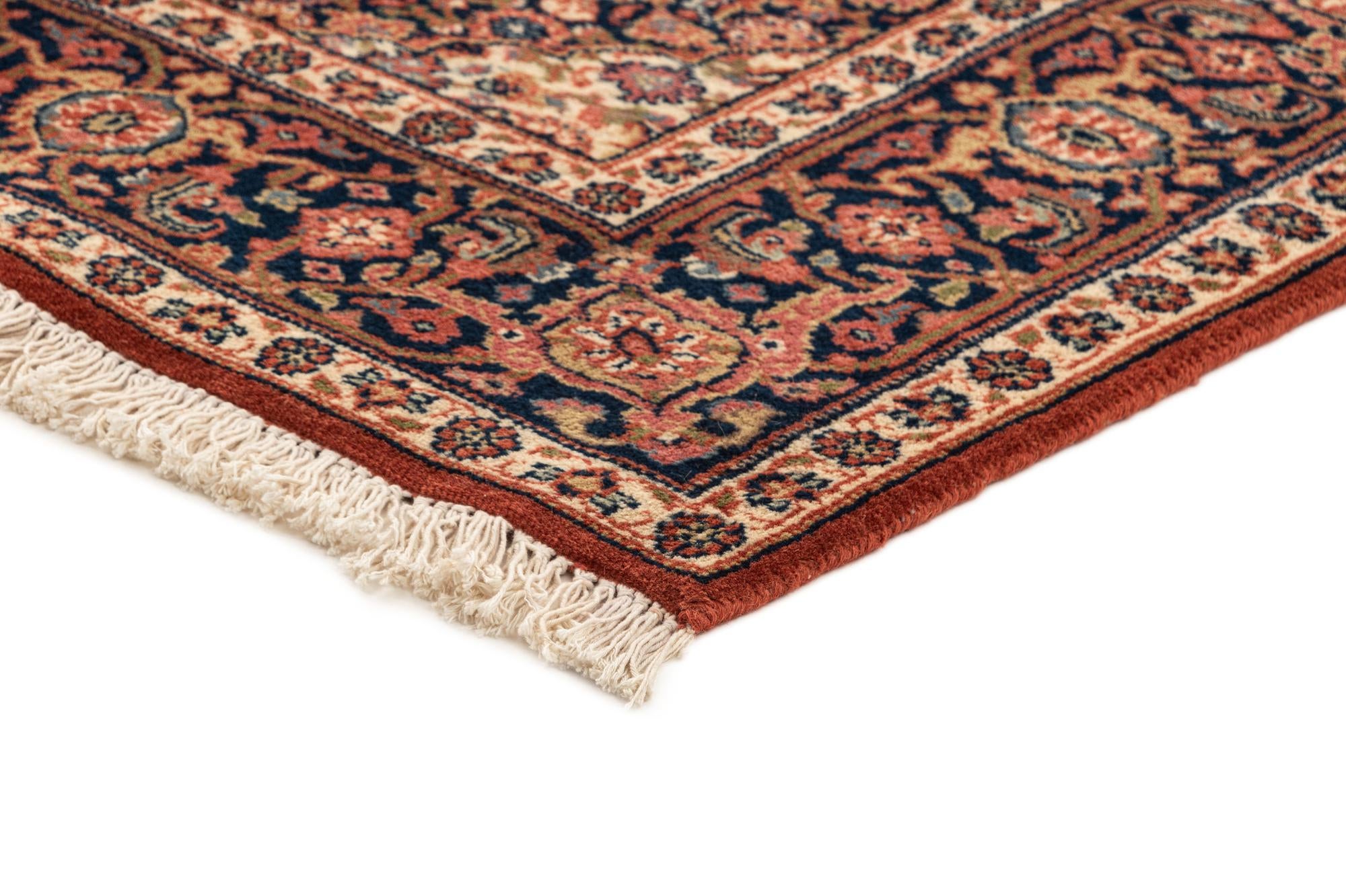 4' 3 x 5' 11 Bidjar Rug