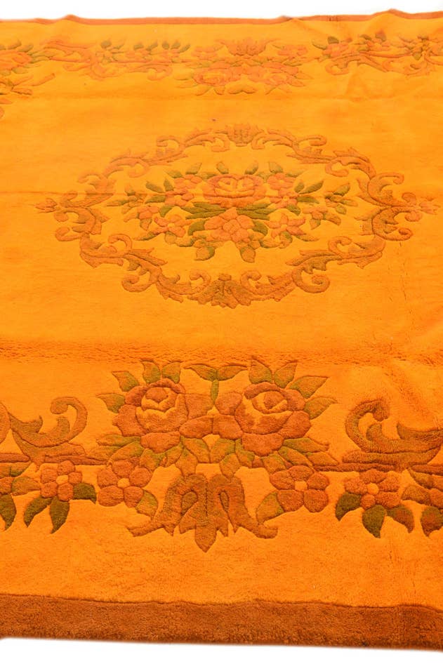 Detail image of 7' 9 x 9' 9 Hand Knotted Carved Pekin Wool Rug