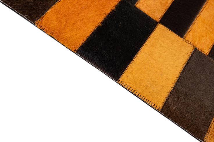 Detail image of 8' 1 x 9' 11 Cowhide - Patchwork Rug