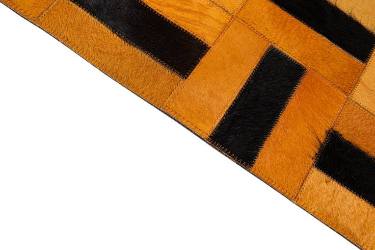 Detail image of 8' x 9' 11 Cowhide - Patchwork Rug