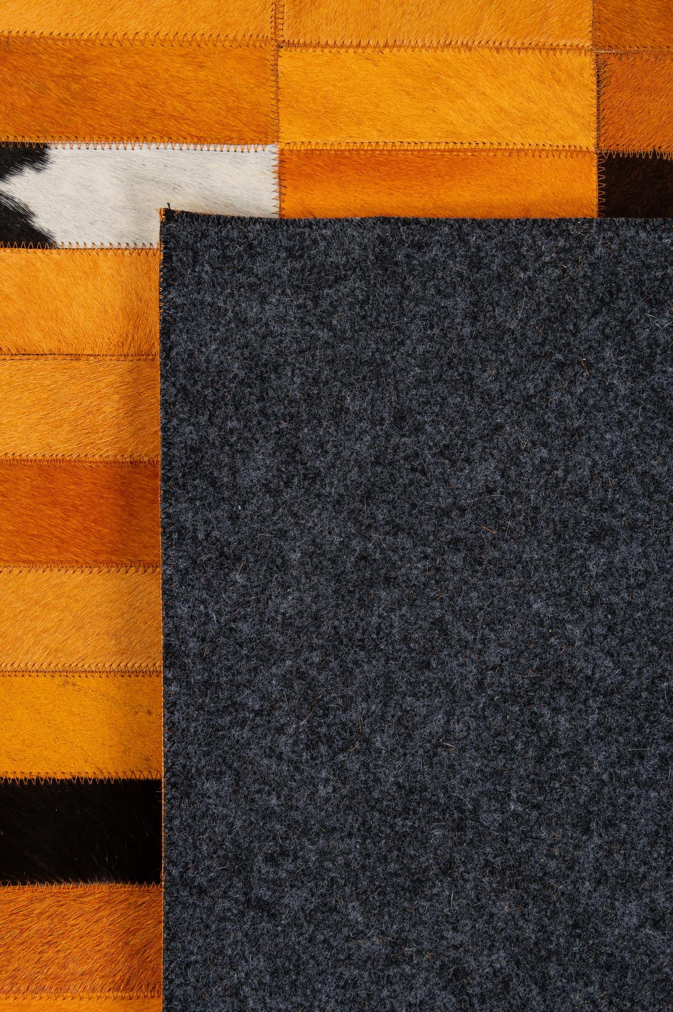 8' 1 x 10' Cowhide - Patchwork Rug
