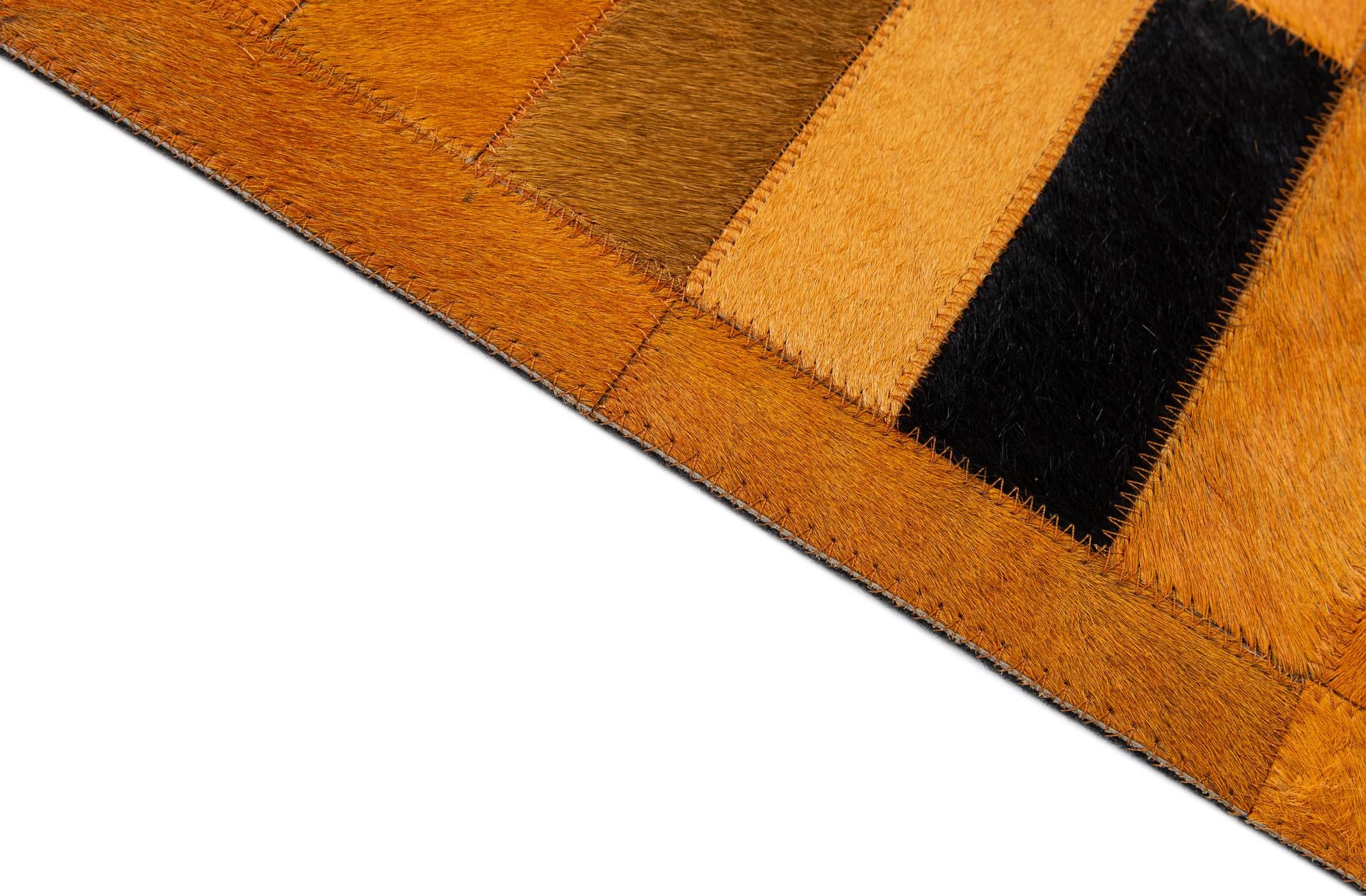 8' 2 x 10' Cowhide - Patchwork Rug