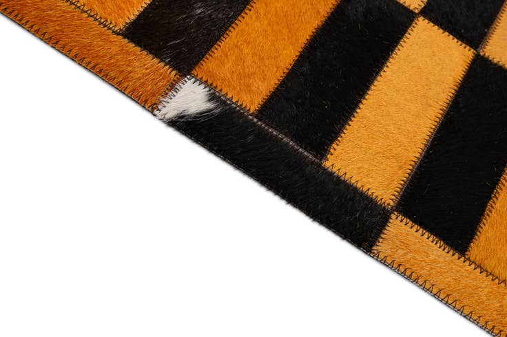 Detail image of 8' 2 x 10' Cowhide - Patchwork Rug