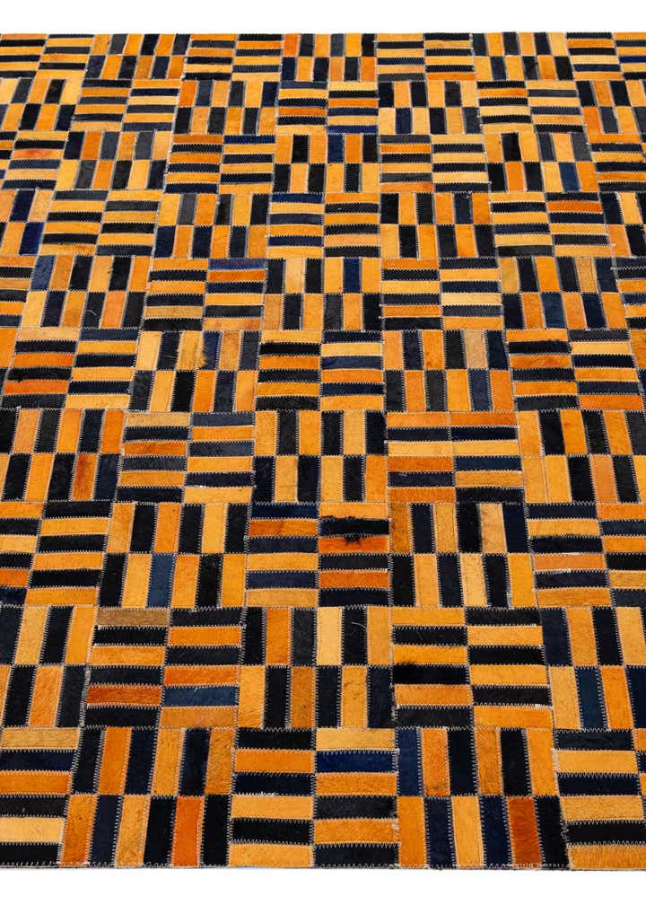 5' 1 x 8' Cowhide - Patchwork Rug