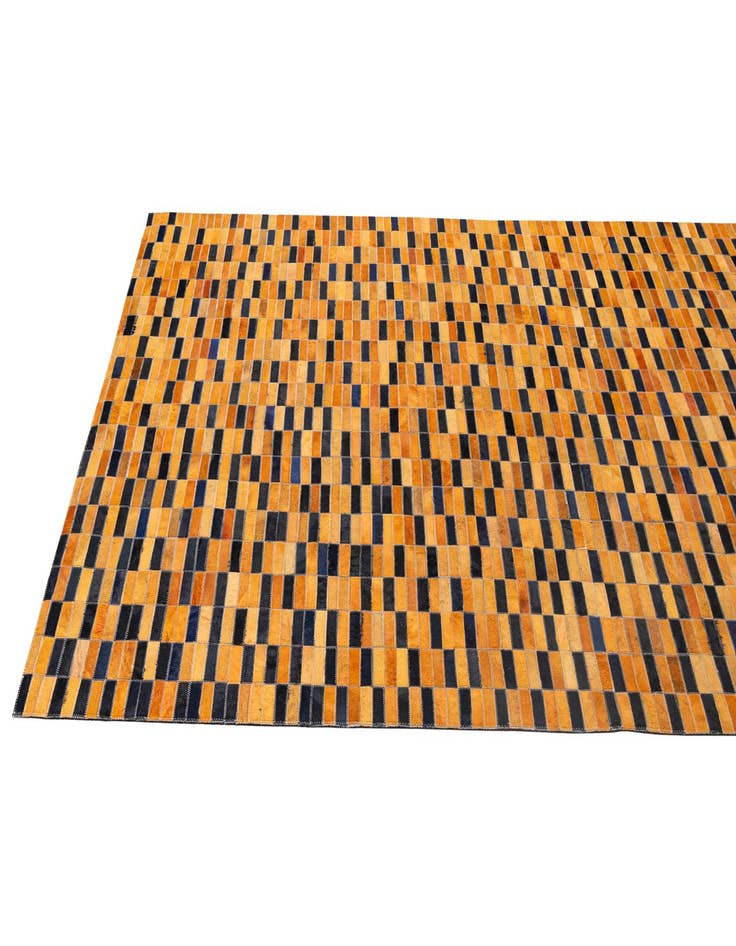 Detail image of 5' 1 x 7' 11 Cowhide - Patchwork Rug