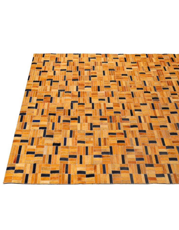 Detail image of 5' x 7' 11 Cowhide - Patchwork Rug