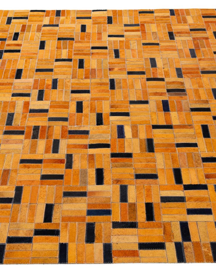 Detail image of 5' x 7' 11 Cowhide - Patchwork Rug