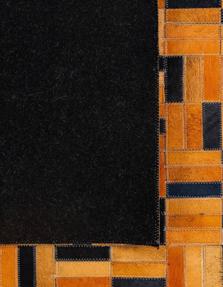 Detail image of 5' x 7' 11 Cowhide - Patchwork Rug