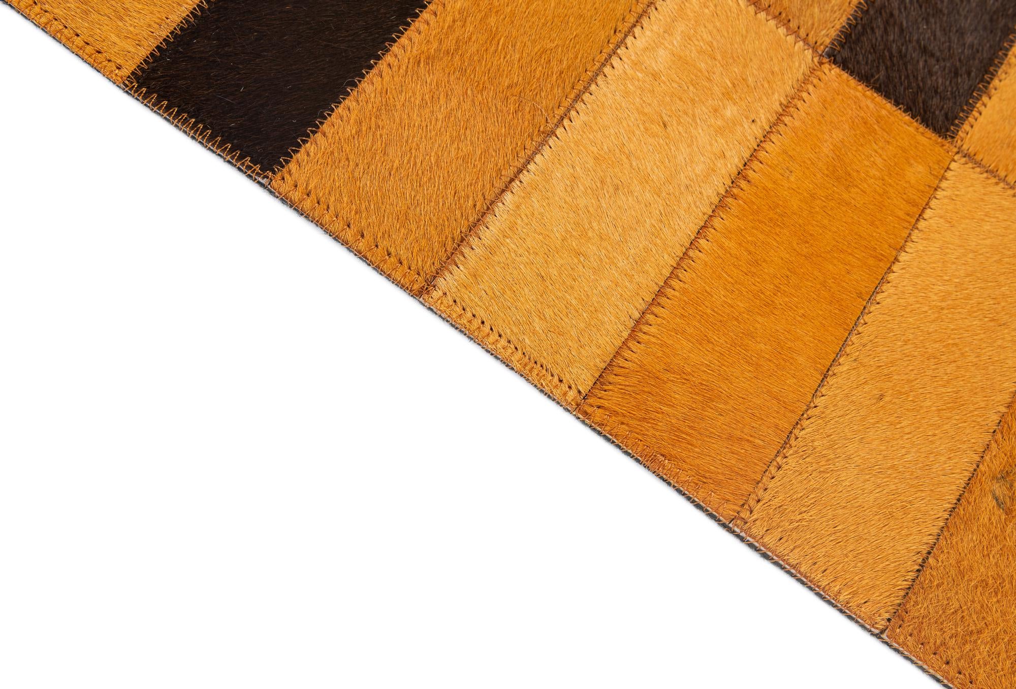 5' 1 x 8' Cowhide - Patchwork Rug