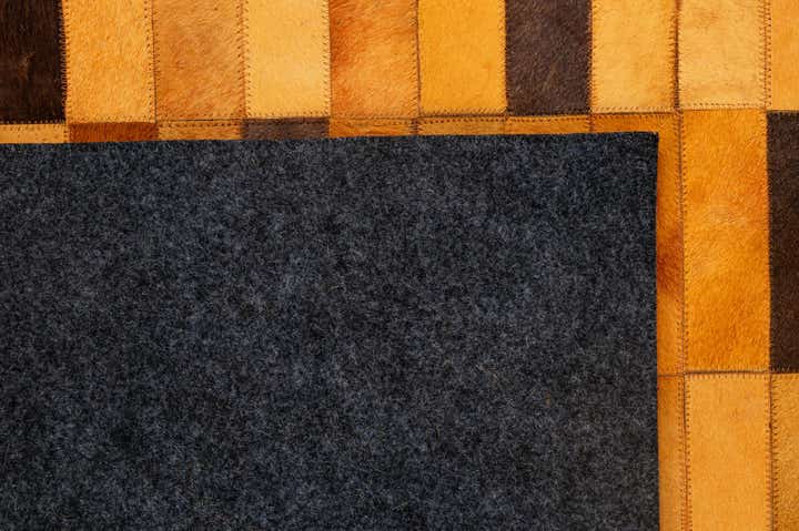 5' 1 x 8' Cowhide - Patchwork Rug