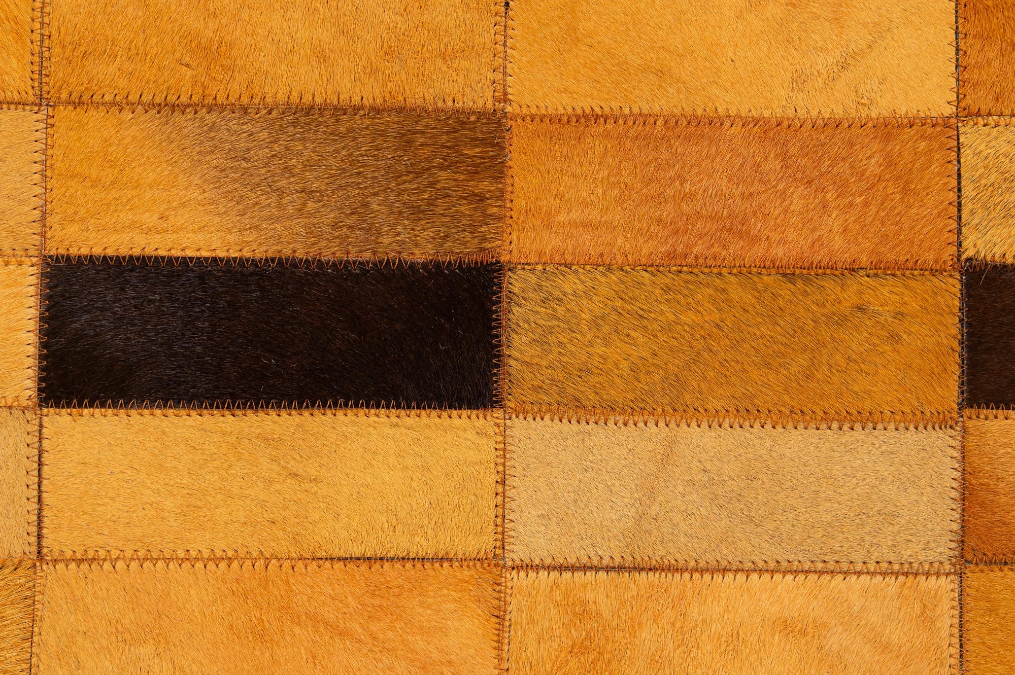 5' 1 x 8' Cowhide - Patchwork Rug