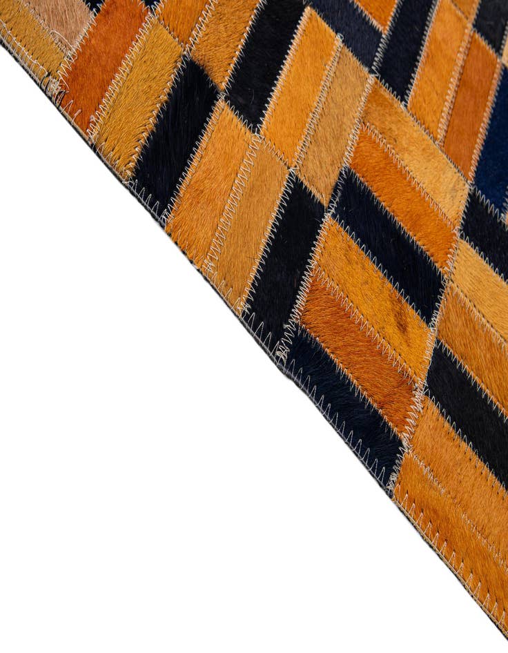 Detail image of 5' x 8' Cowhide - Patchwork Rug