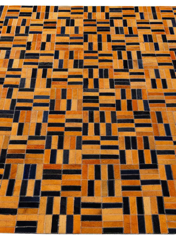 5' 1 x 8' Cowhide - Patchwork Rug
