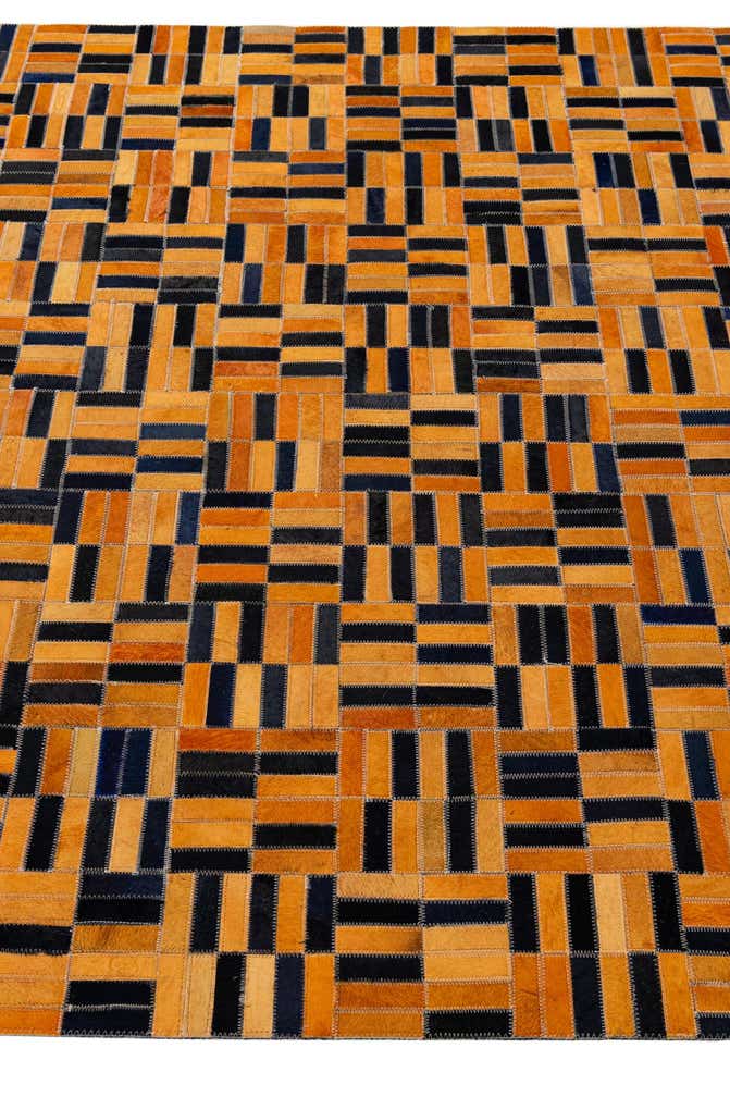 5' 1 x 8' Cowhide - Patchwork Rug