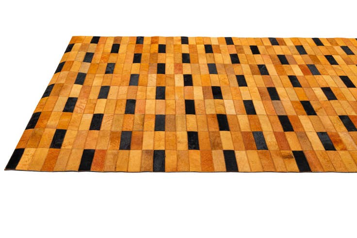 Detail image of 4' 11 x 8' Cowhide - Patchwork Rug