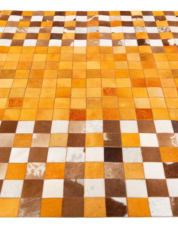 Detail image of 5' x 7' 11 Cowhide Stocks Rug