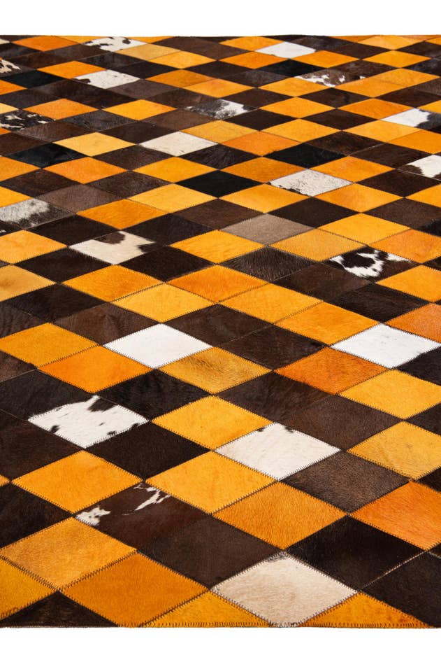Detail image of 5' x 8' Cowhide Stocks Rug