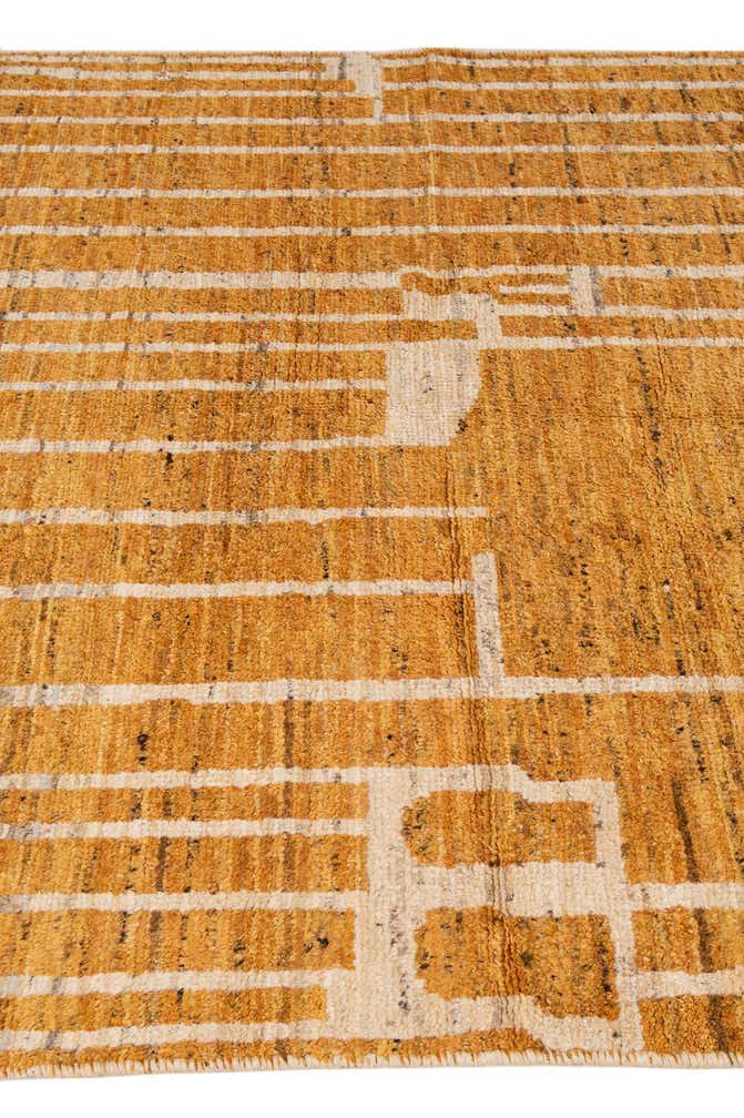 5' 7 x 7' 11 Hand Knotted Darya Wool Rug