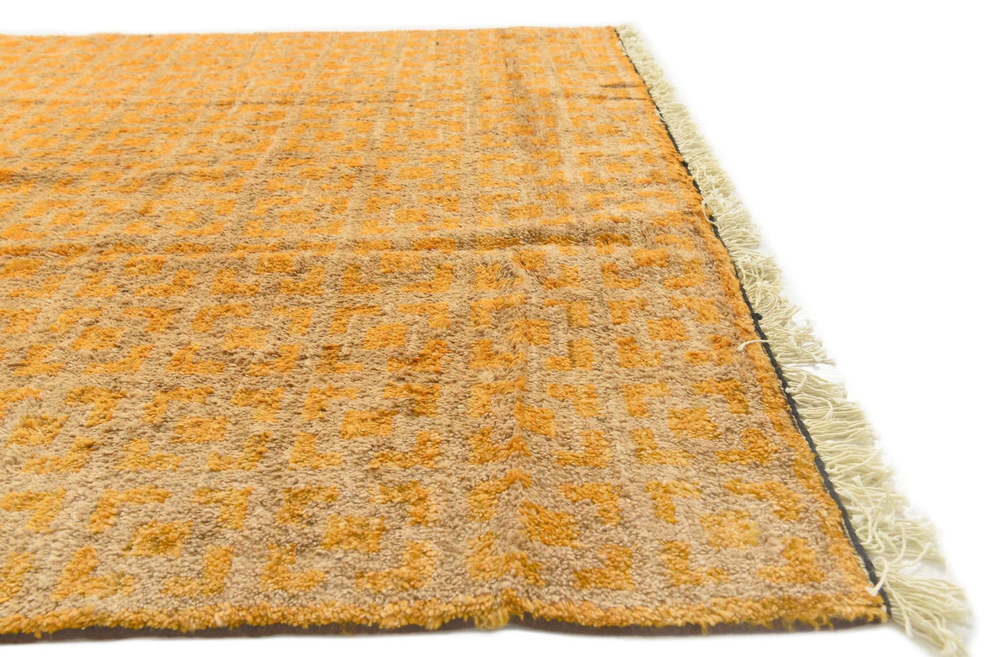 5' 7 x 8' 3 Hand Knotted Darya Wool Rug