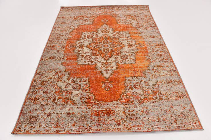 Detail image of 5' 3 x 7' 4 Fleur Rug