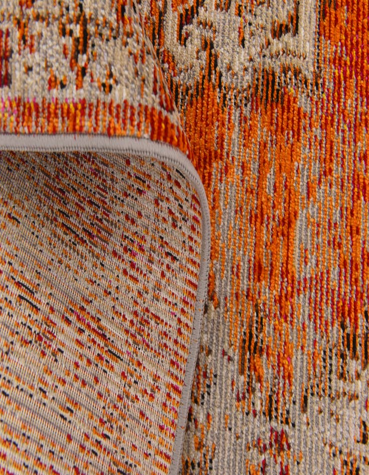 Detail image of 5' 3 x 7' 4 Fleur Rug