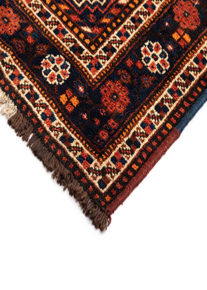 5' 5 x 6' 11 Ghashghai Wool Rug
