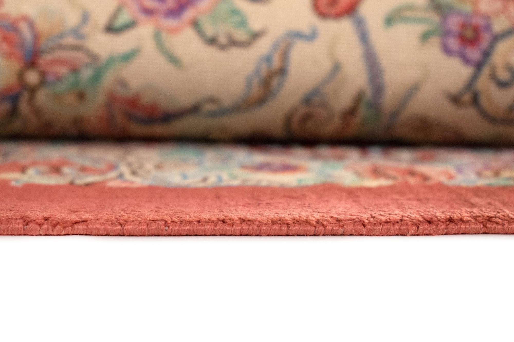 4' 4 x 6' 6 Ghom Silk Rug