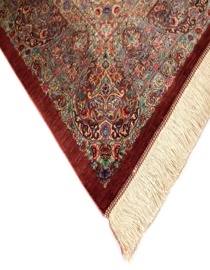 Detail image of 4' 4 x 6' 6 Ghom Silk Rug