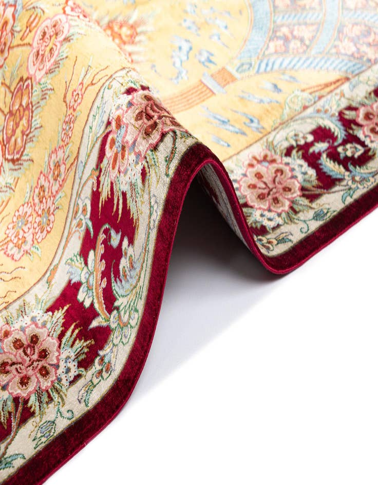 Detail image of 2' 7 x 3' 10 Ghom Silk Rug