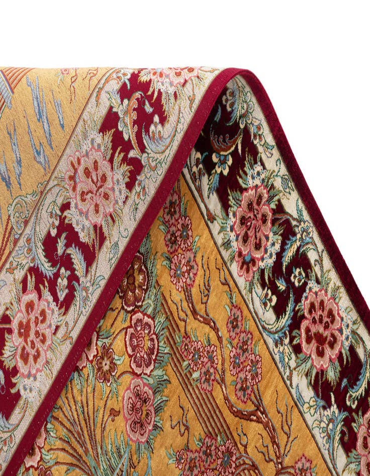 Detail image of 2' 7 x 3' 10 Ghom Silk Rug