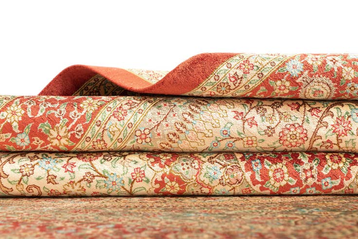 Detail image of 3' 3 x 5' Ghom Silk Rug
