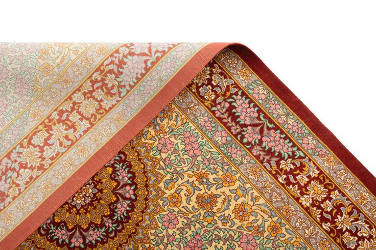 Detail image of 2' 7 x 4' 1 Ghom Silk Rug