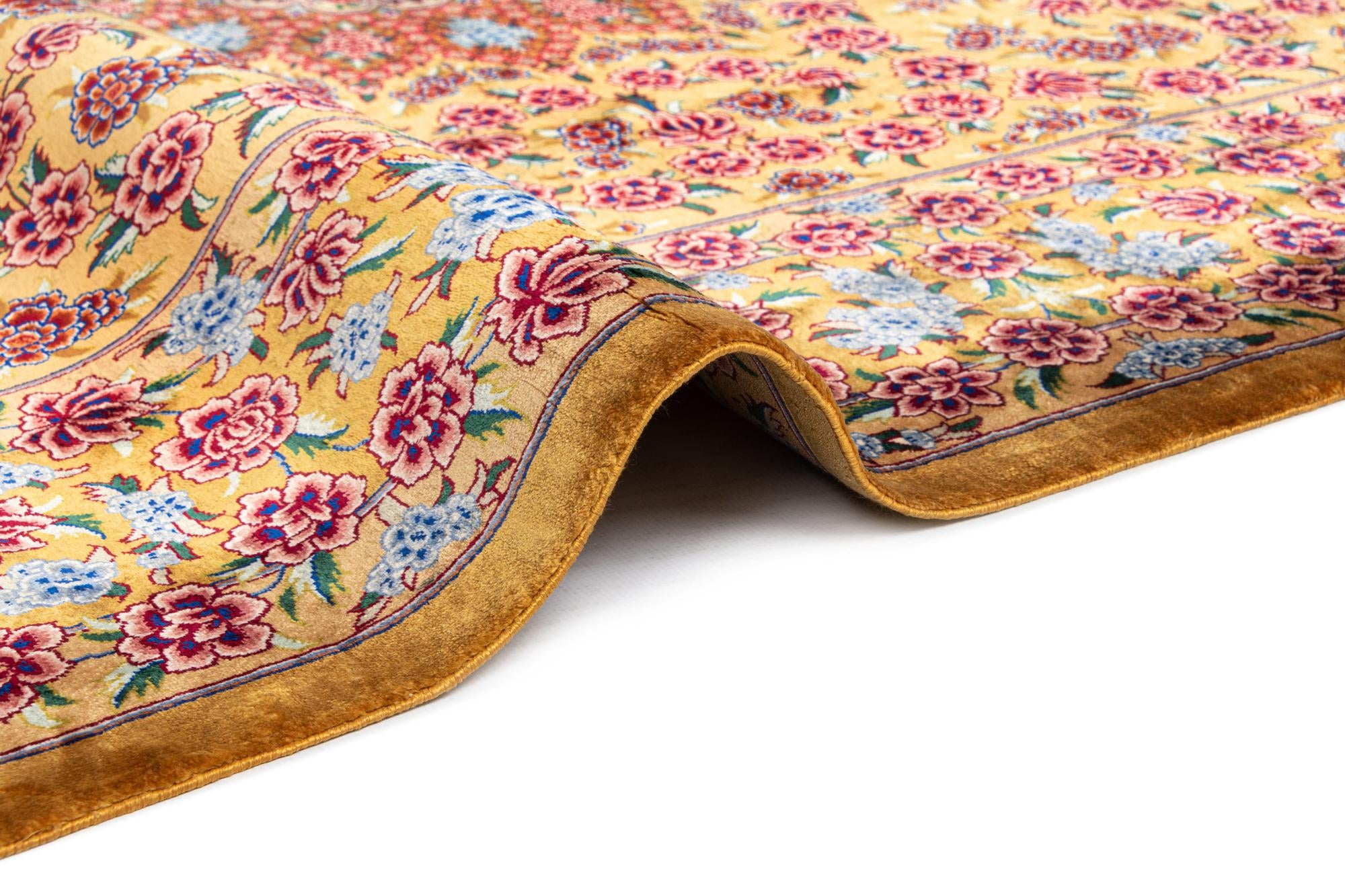4' 7 x 6' 6 Ghom Silk Rug