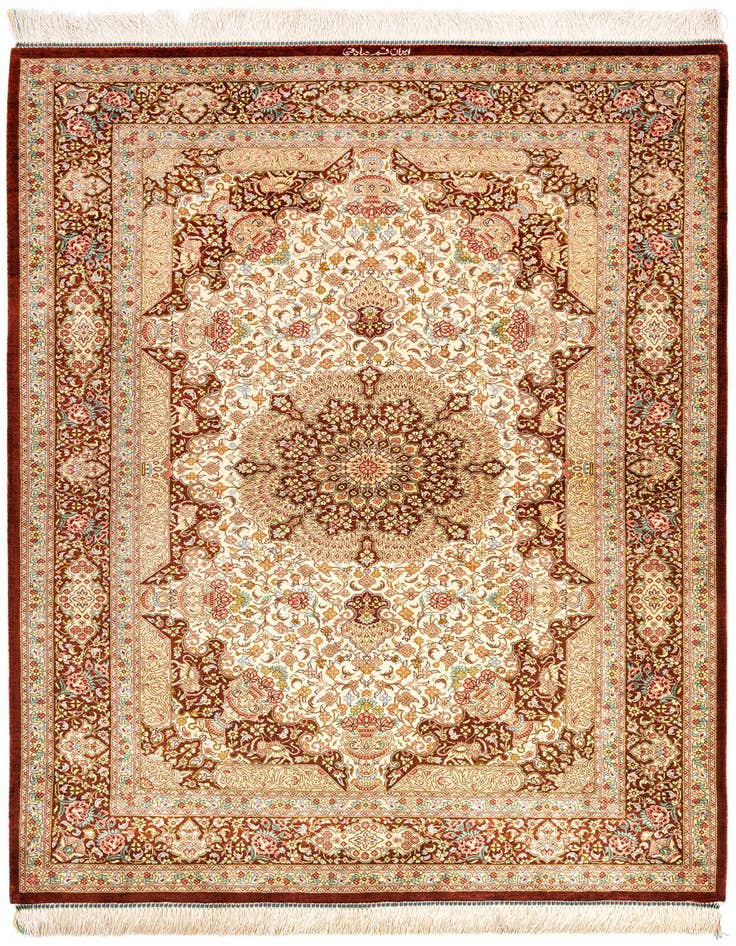 Detail image of 3' 3 x 5' 2 Ghom Silk Rug