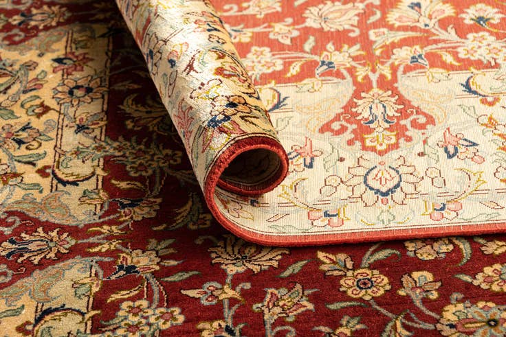 Detail image of 100cm x 155cm Ghom Silk Rug