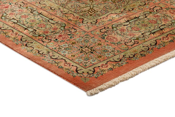 Detail image of 6' 6 x 9' 10 Ghom Silk Rug