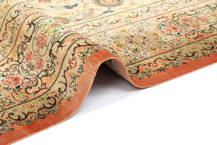 Detail image of 6' 6 x 9' 10 Ghom Silk Rug