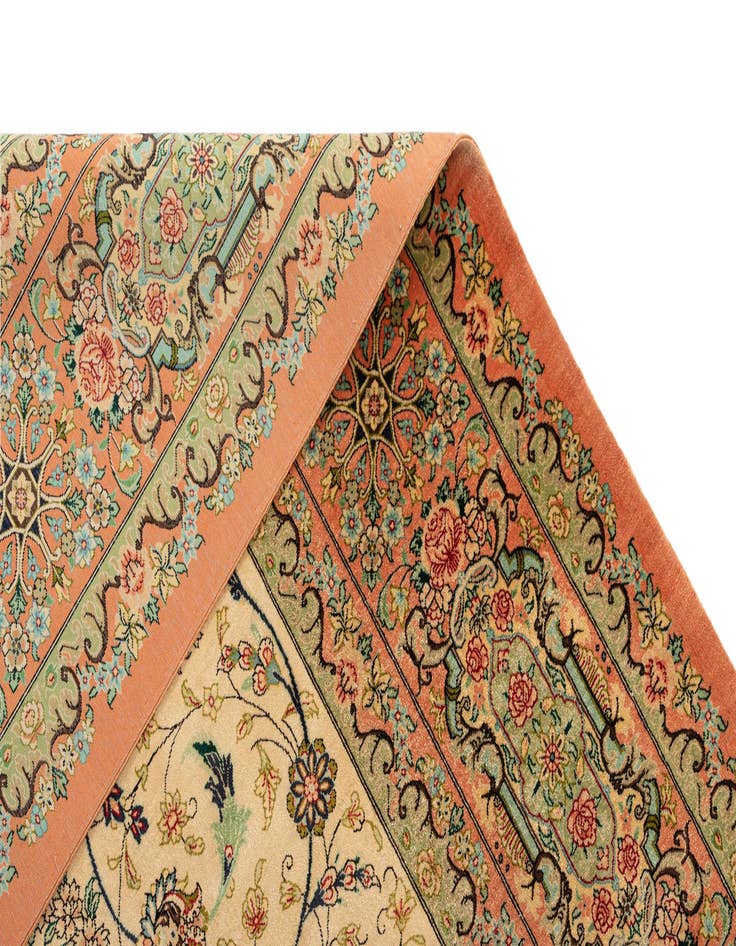 Detail image of 6' 6 x 9' 10 Ghom Silk Rug