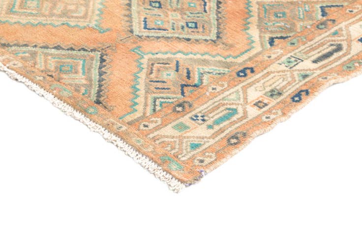 Detail image of 3' 3 x 7' 11 Hamedan Rug
