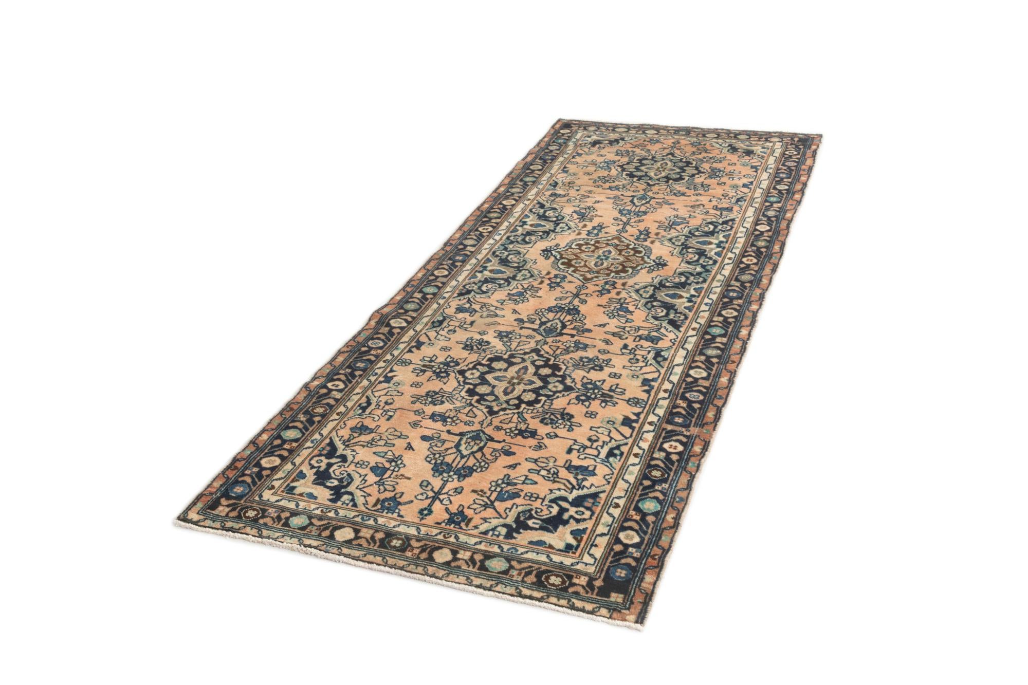 3' 5 x 8' 11 Hamedan Rug