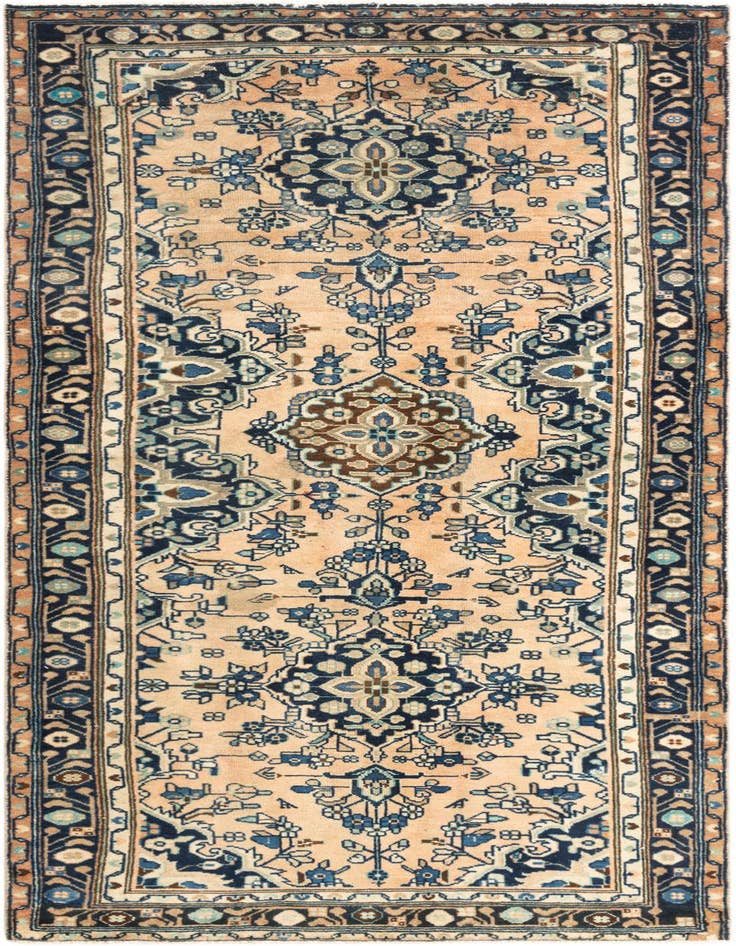 Detail image of 3' 5 x 8' 11 Hamedan Rug
