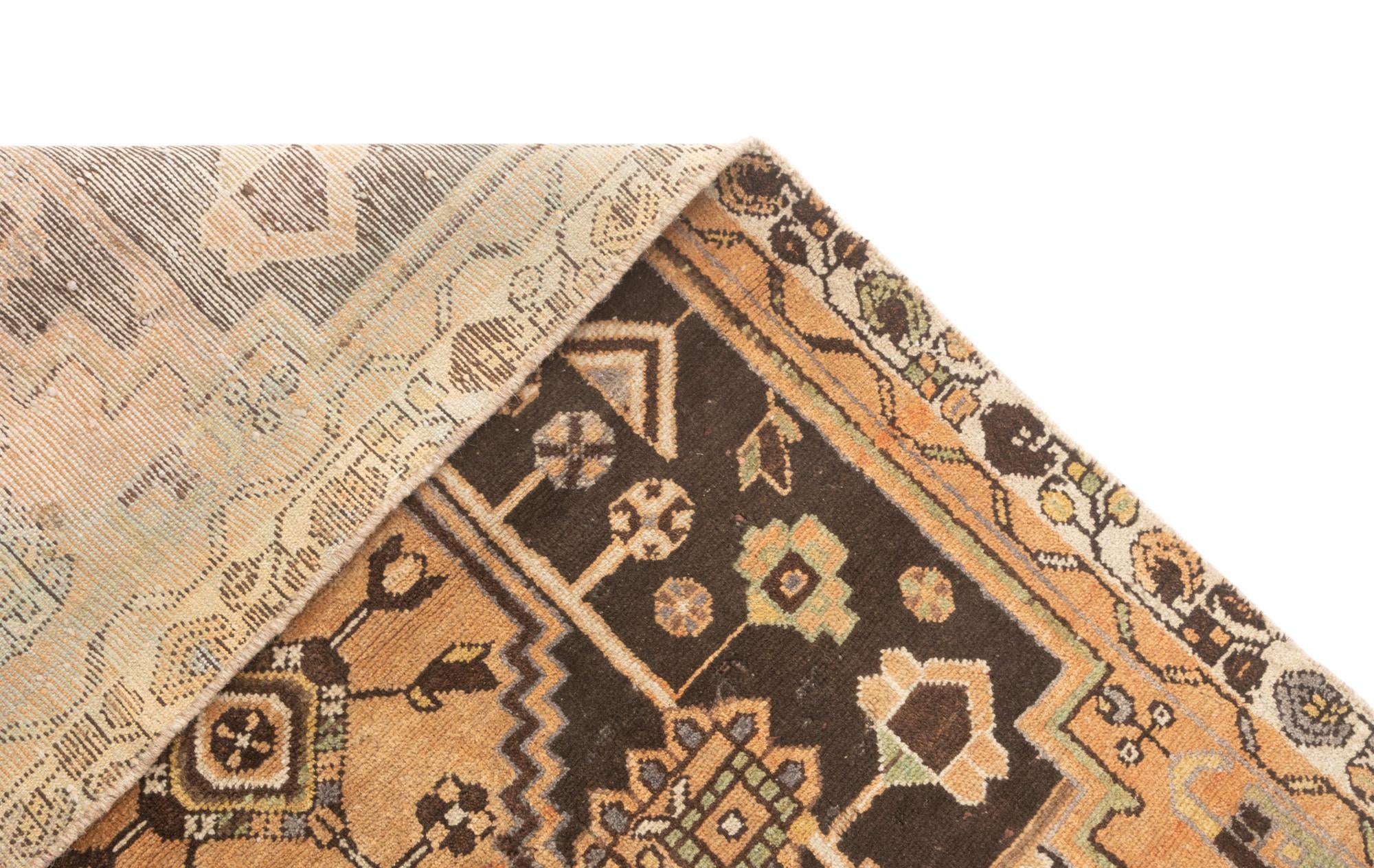 3' 3 x 4' 11 Hamedan Rug