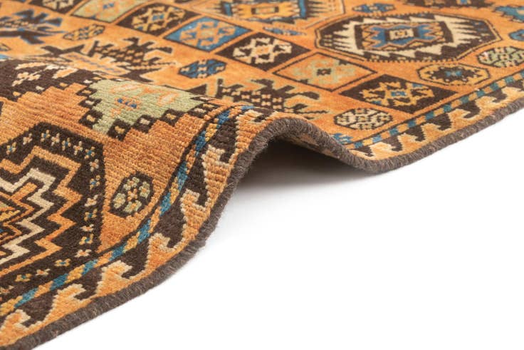 Detail image of 4' 1 x 8' 5 Hamedan Rug