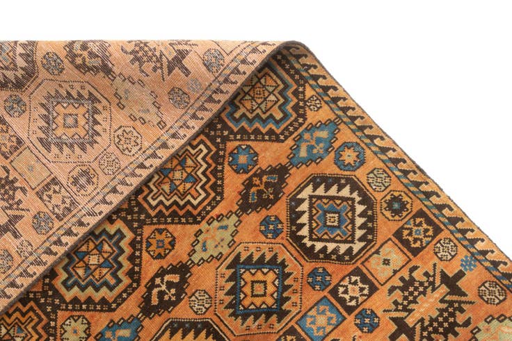 Detail image of 4' 1 x 8' 5 Hamedan Rug