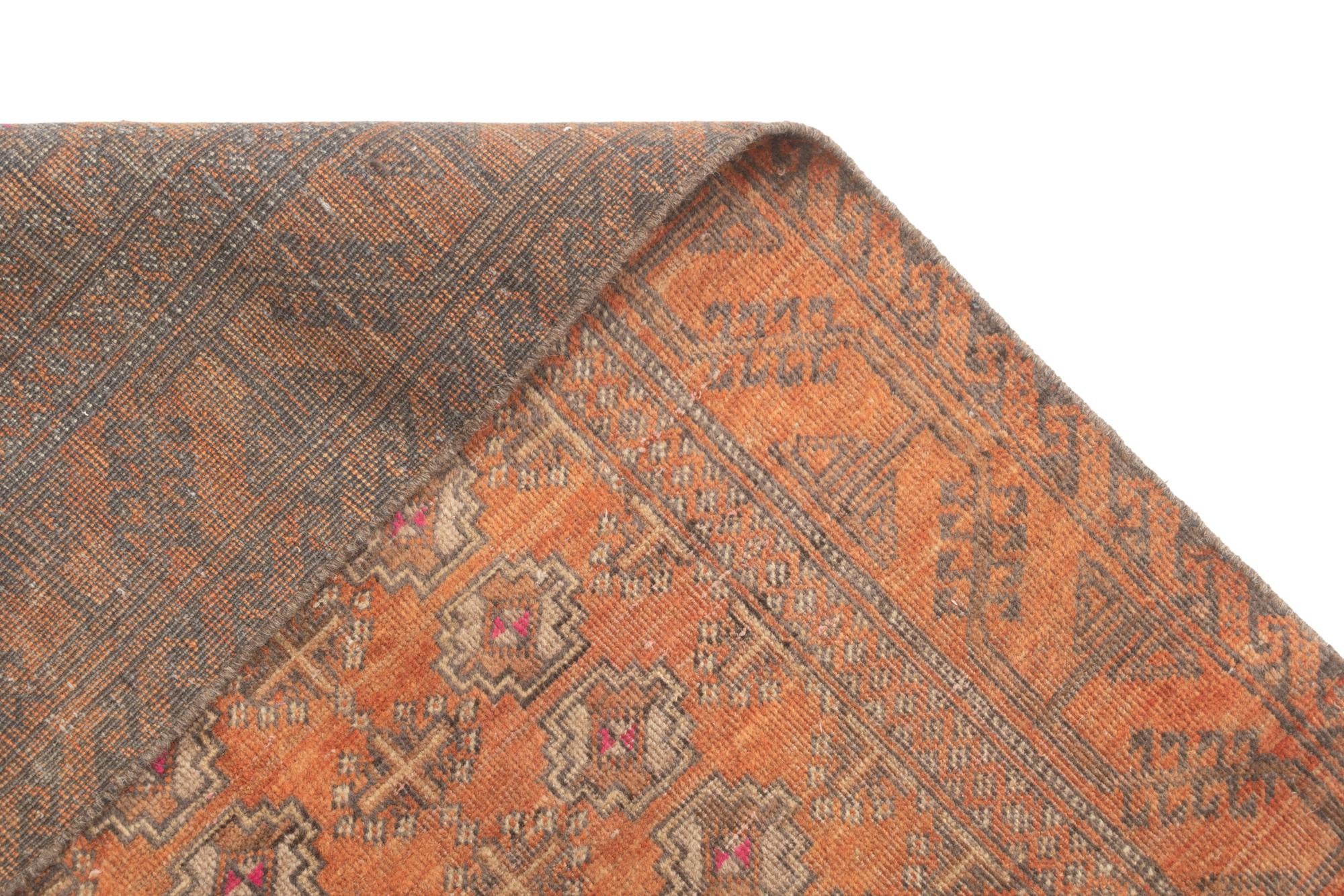 3' 4 x 6' 7 Hamedan Rug