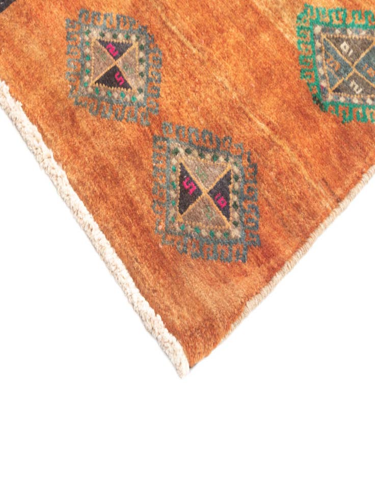 Detail image of 3' 9 x 7' 1 Hamedan Rug