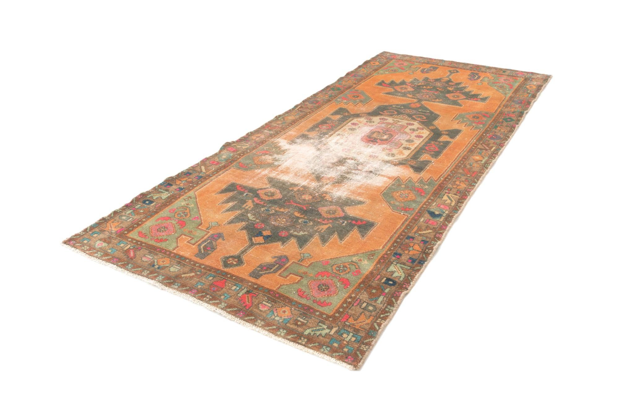 3' 8 x 8' 11 Hamedan Rug