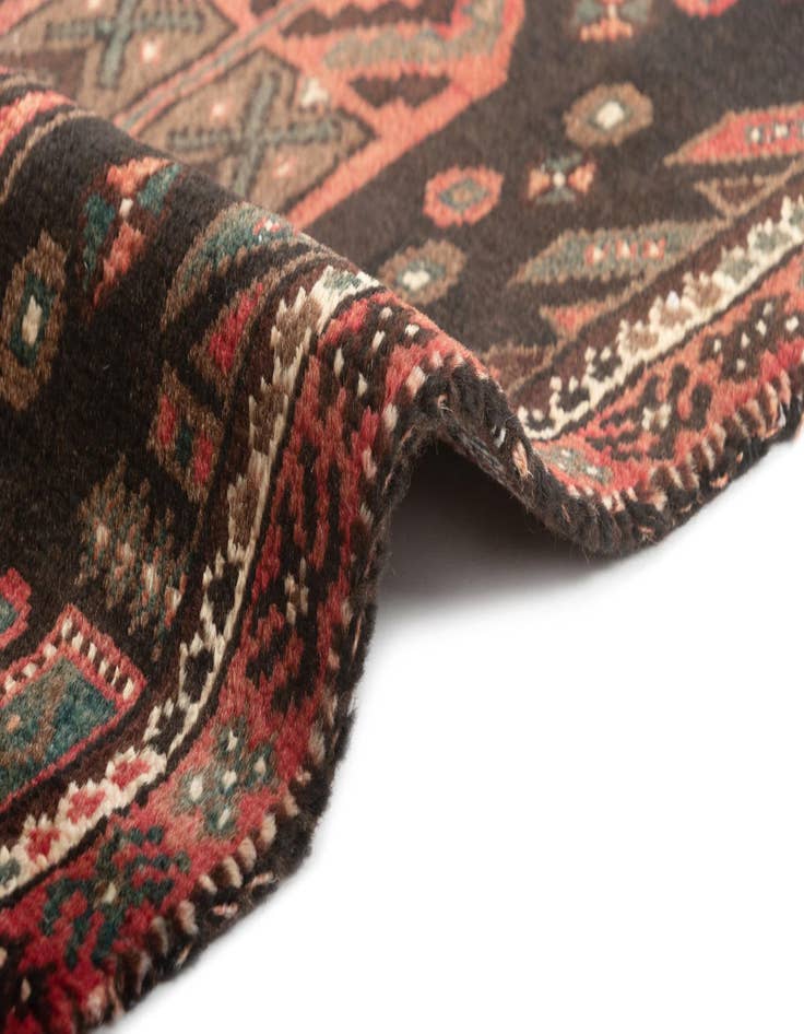 Detail image of 2' 11 x 6' 6 Hamedan Rug